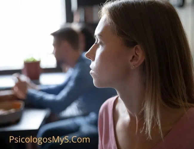Acoso discriminación violencia de genero Acoso laboral violencia de género